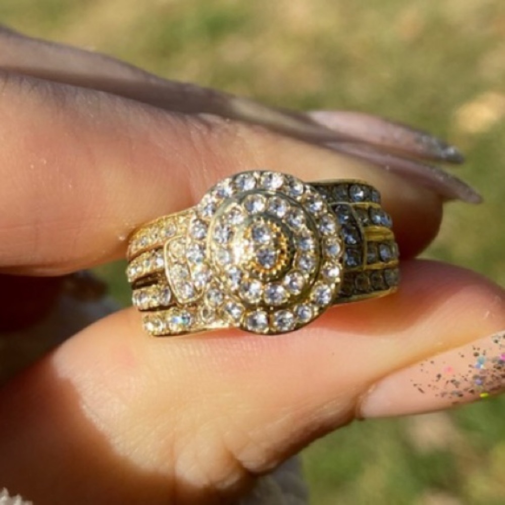 NEW Round Full Rhinestones Engagement Ring - Picture 7 of 9